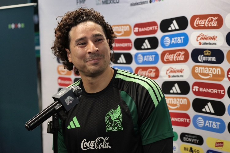 Así se visualiza Memo Ochoa en el partido inaugural del Mundial 2026